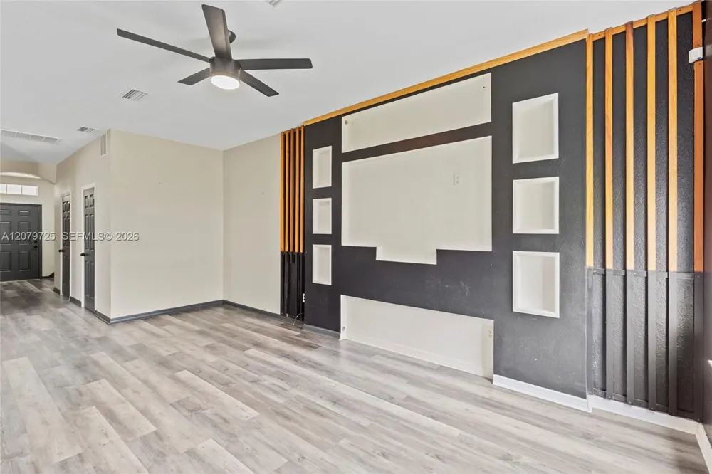 1522 Summergate Dr Other City - In The State Of Florida, FL 33594