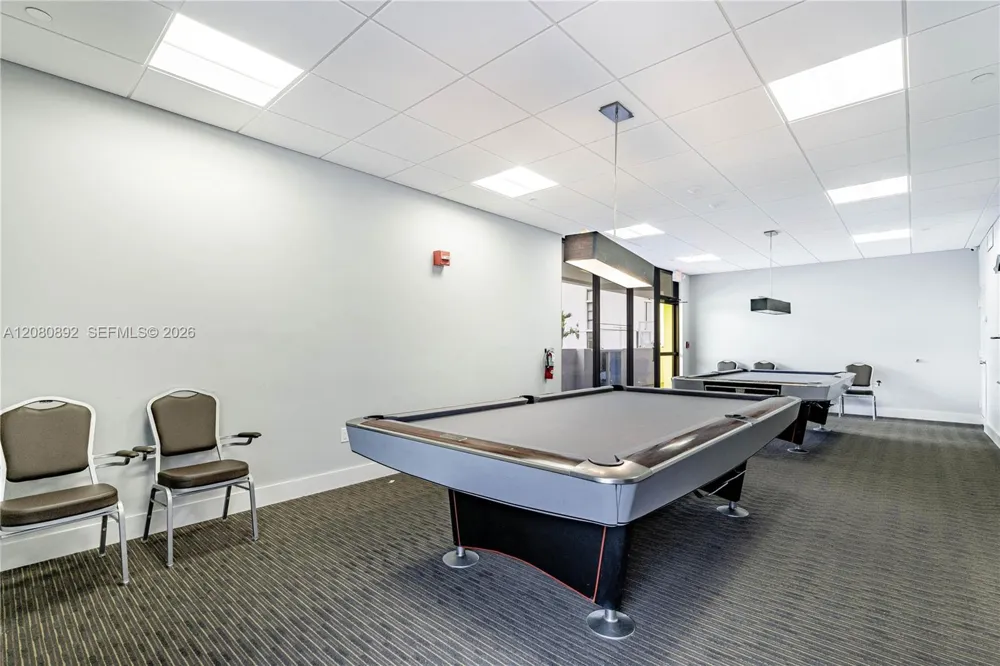 3625 Country Club Dr #901 Aventura, FL 33180