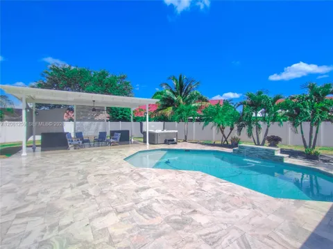 5780 Sun Pointe Circle
