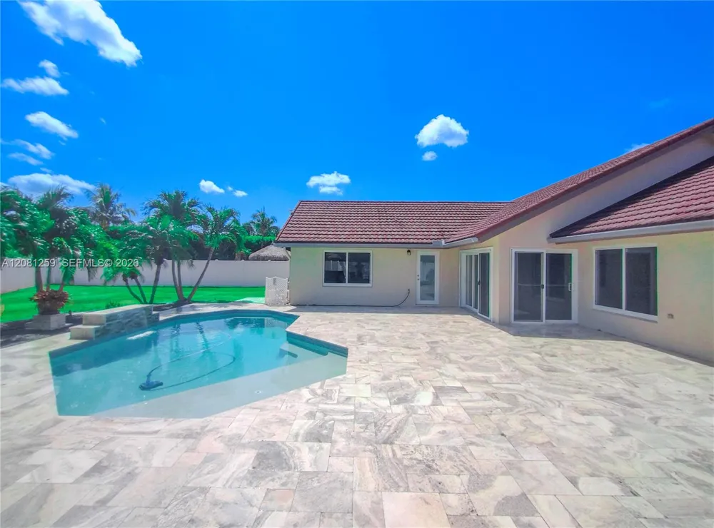 5780 Sun Pointe Circle Boynton Beach, FL 33437