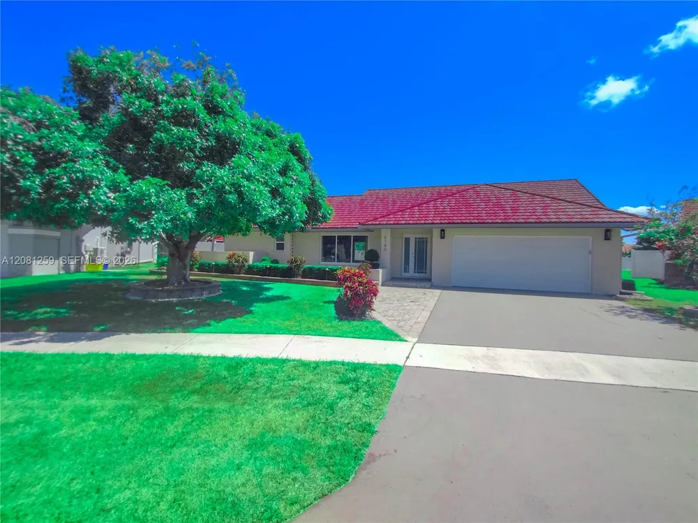 5780 Sun Pointe Circle Boynton Beach, FL 33437