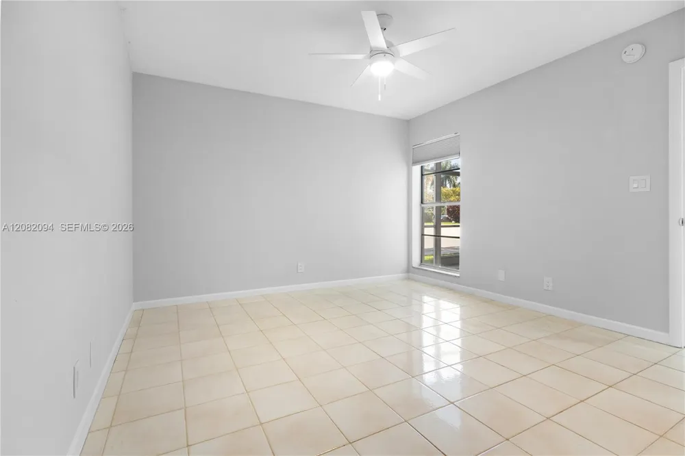 3040 NE 16th Ave #104 Oakland Park, FL 33334