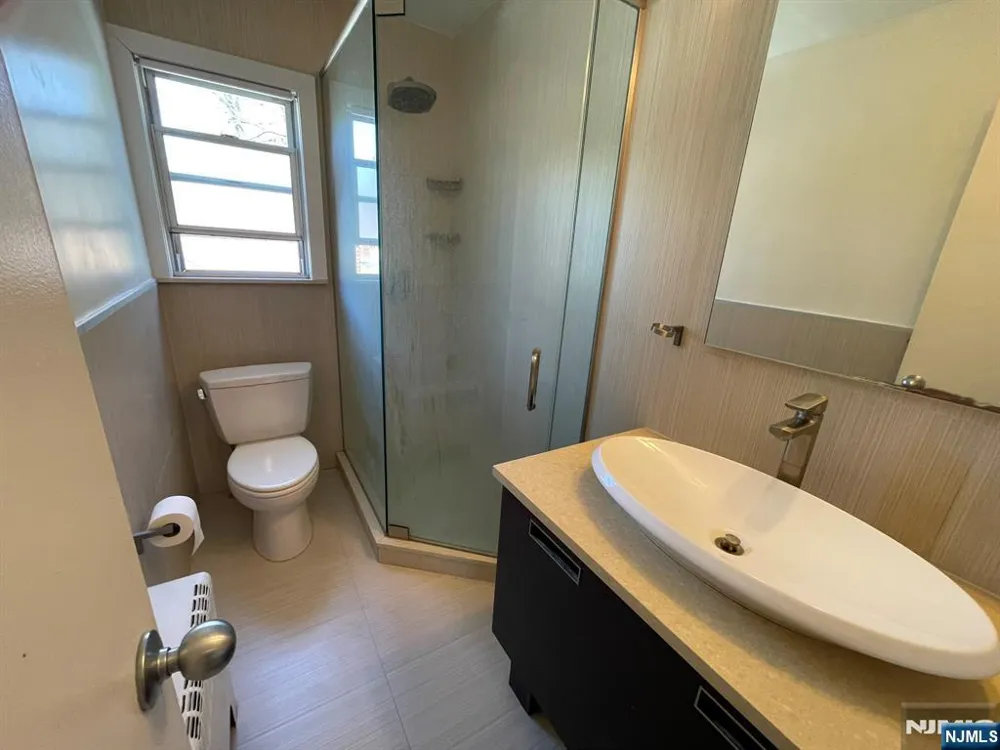 151 E Palisade Avenue C2 Englewood, NJ 07631