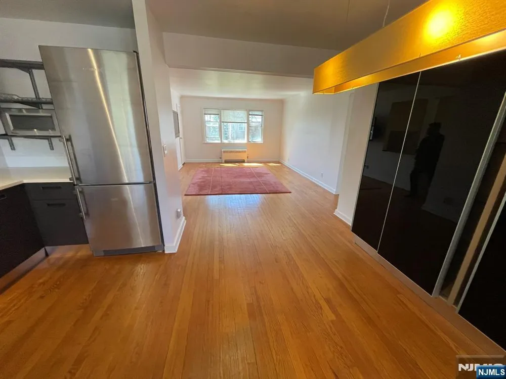 151 E Palisade Avenue C2 Englewood, NJ 07631