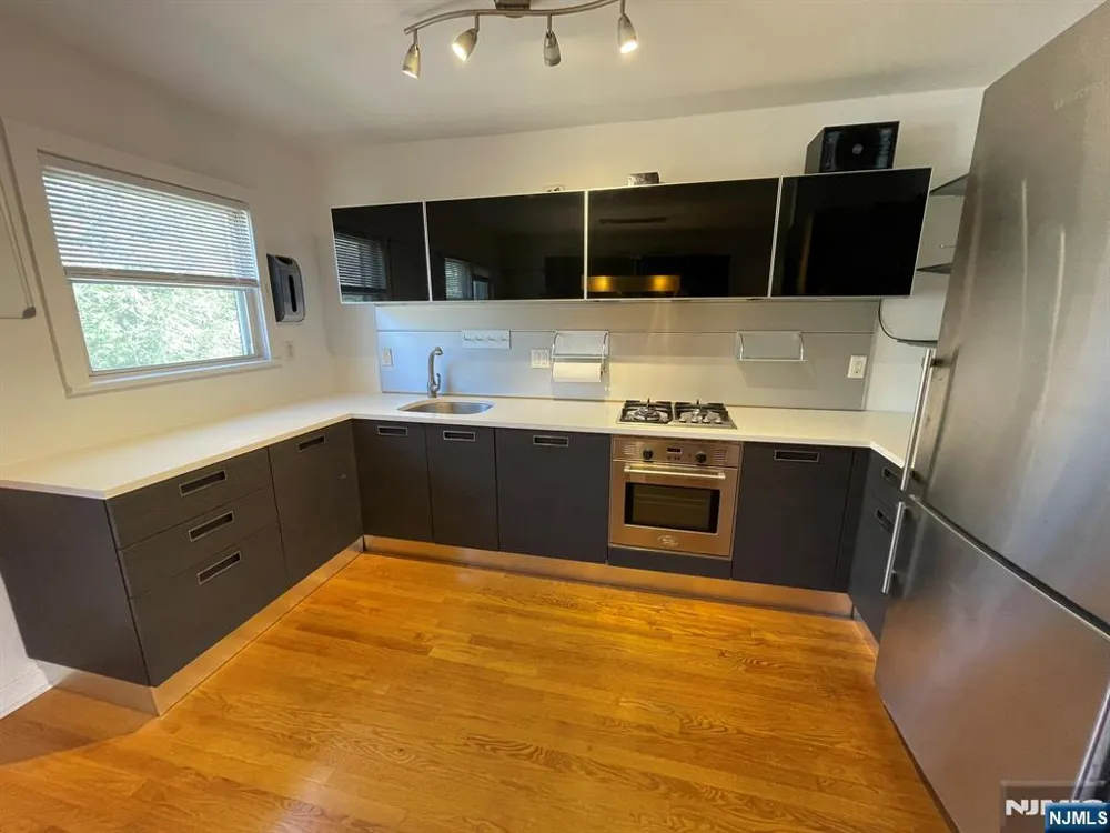 151 E Palisade Avenue C2 Englewood, NJ 07631