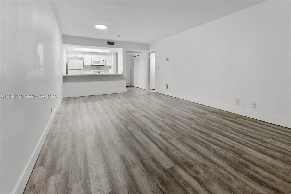 8100 Geneva Ct #141 Doral, FL 33166