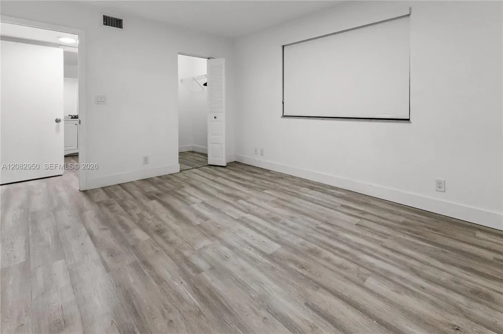8100 Geneva Ct #141 Doral, FL 33166