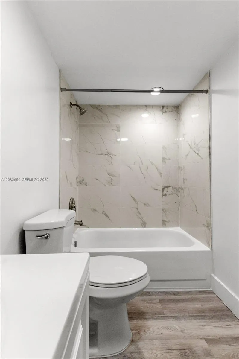 8100 Geneva Ct #141 Doral, FL 33166