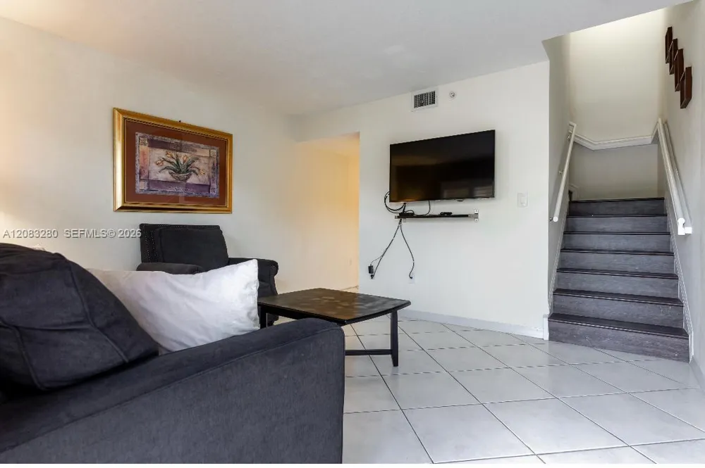 12625 SW 91st St #203 Miami, FL 33186