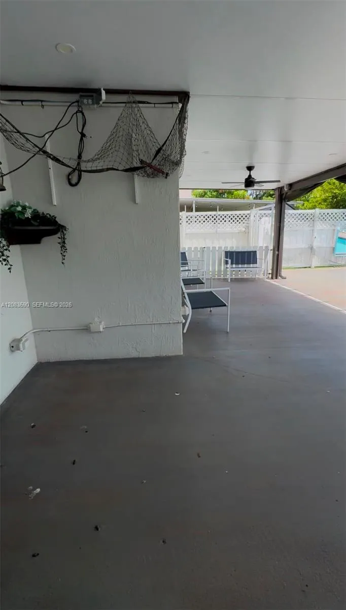 16401 SW 141st Ave #0 Miami, FL 33177