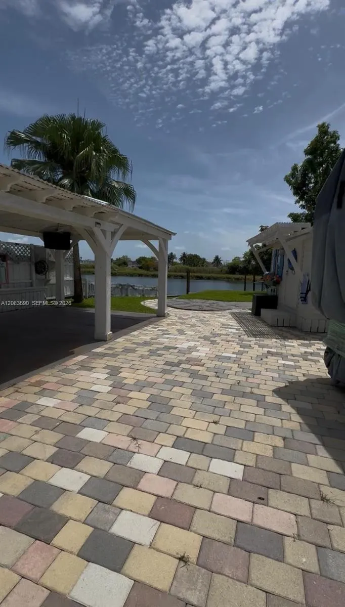 16401 SW 141st Ave #0 Miami, FL 33177