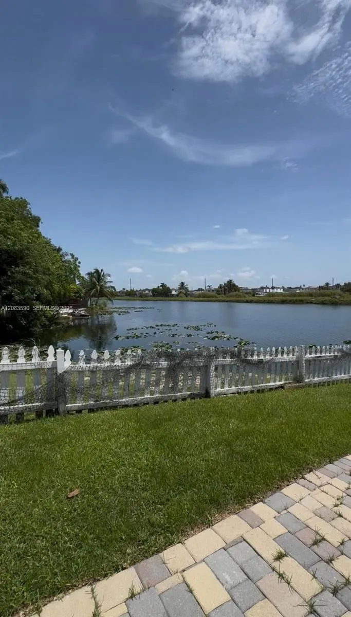 16401 SW 141st Ave #0 Miami, FL 33177