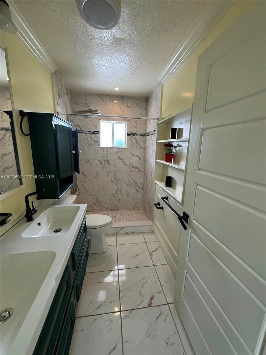 16401 SW 141st Ave #0 Miami, FL 33177