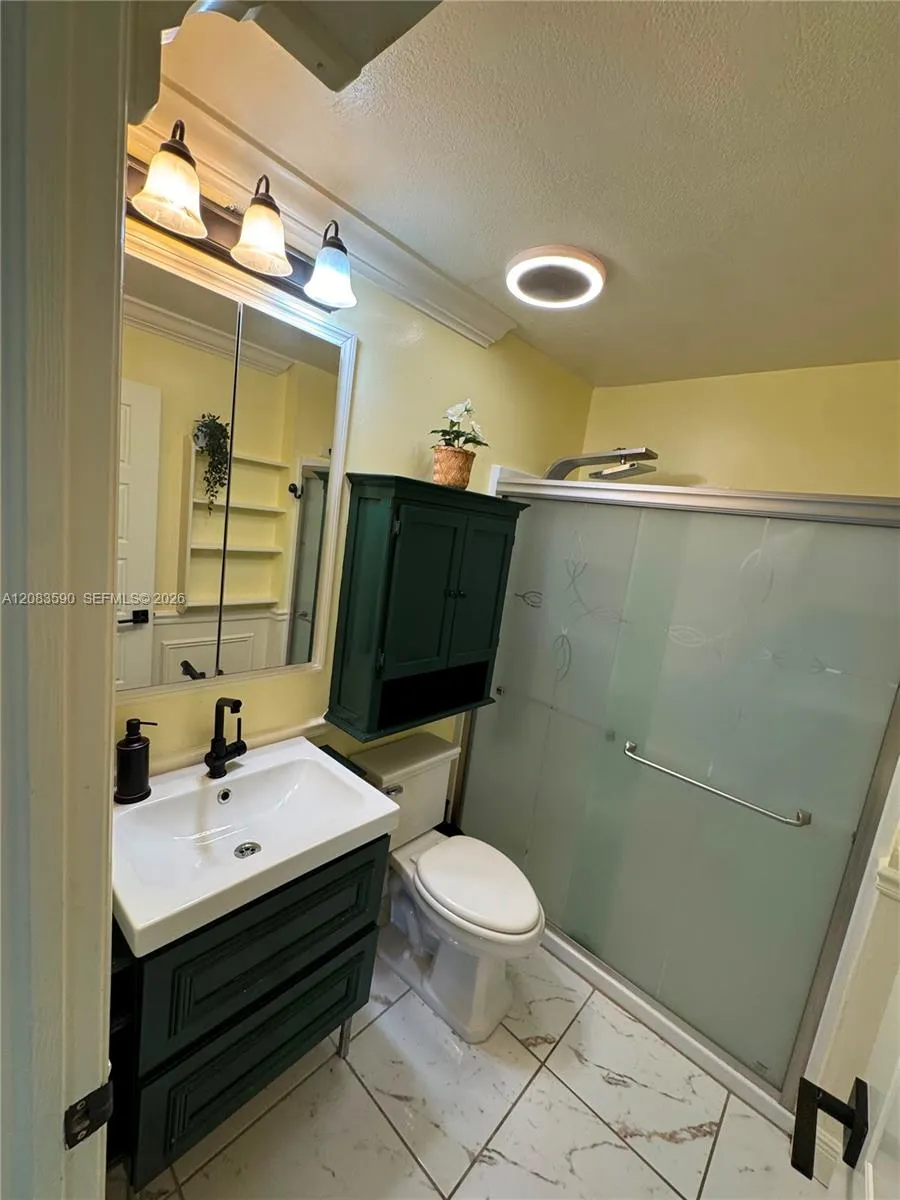 16401 SW 141st Ave #0 Miami, FL 33177