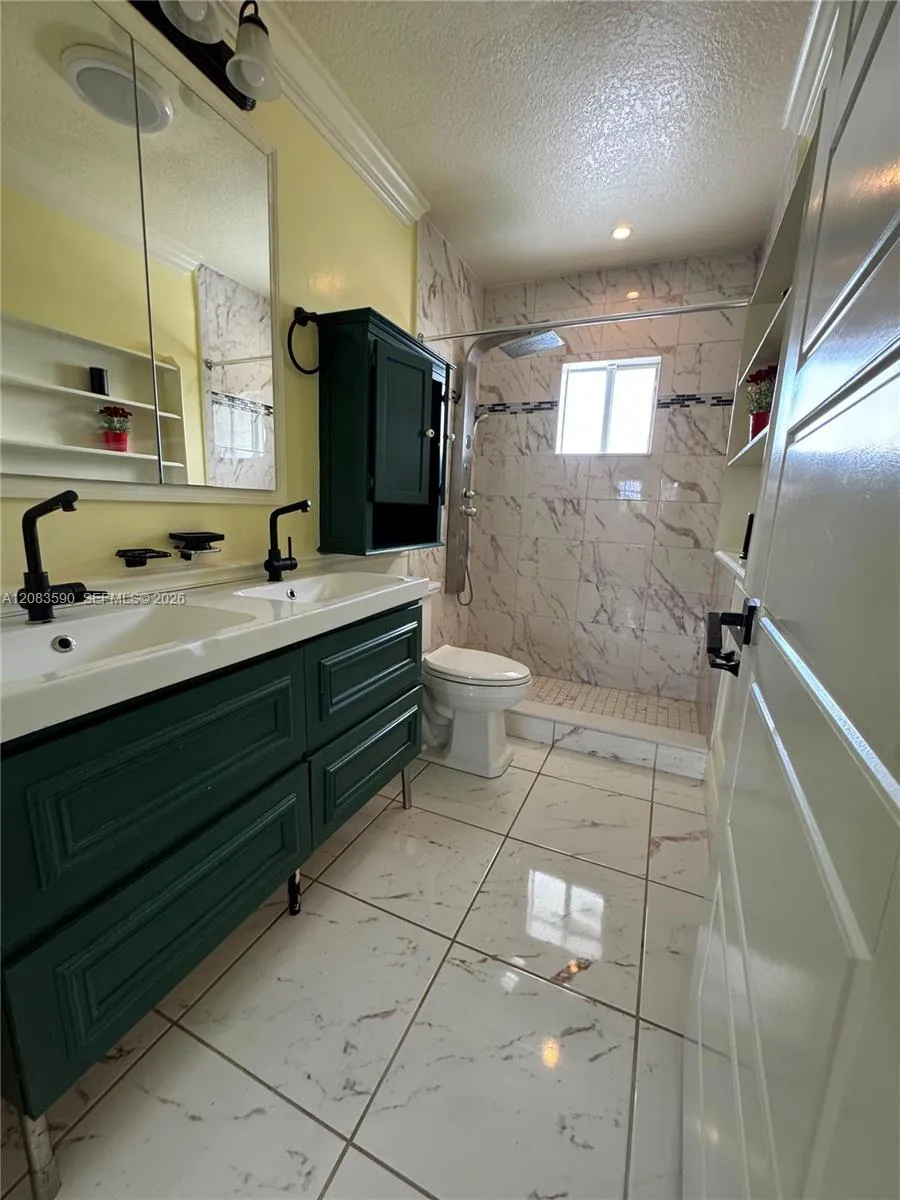 16401 SW 141st Ave #0 Miami, FL 33177