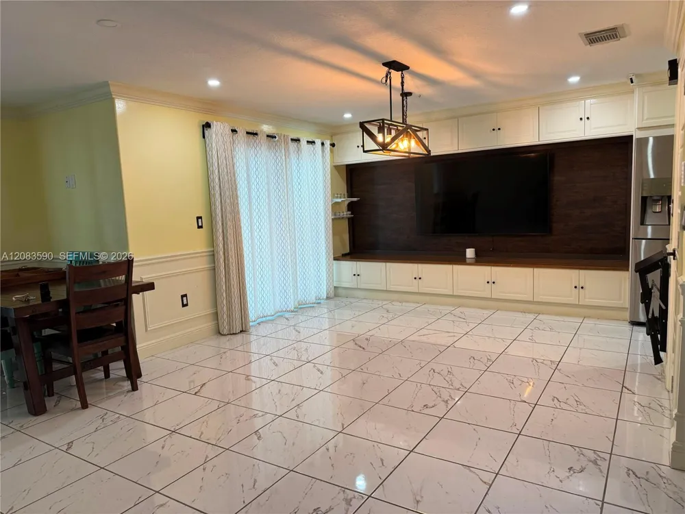 16401 SW 141st Ave #0 Miami, FL 33177