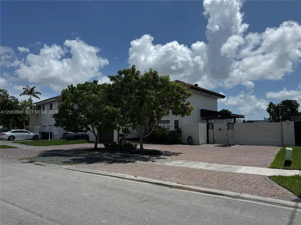 16401 SW 141st Ave #0 Miami, FL 33177