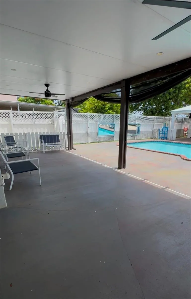 16401 SW 141st Ave #0 Miami, FL 33177