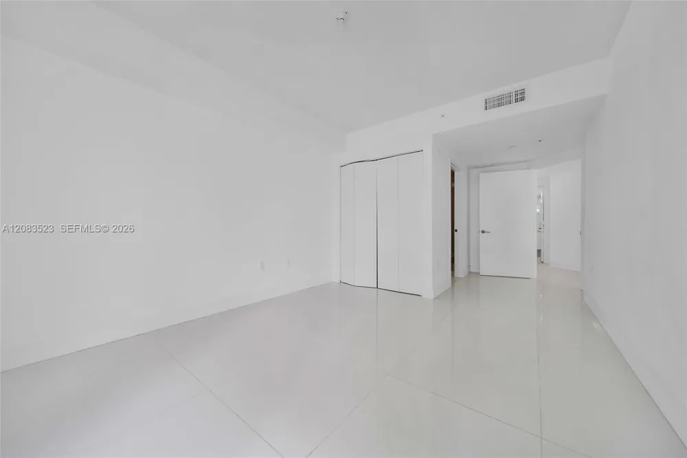 300 Sunny Isles Blvd #4-701 Sunny Isles Beach, FL 33160