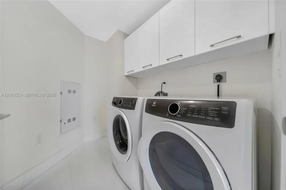 300 Sunny Isles Blvd #4-701 Sunny Isles Beach, FL 33160