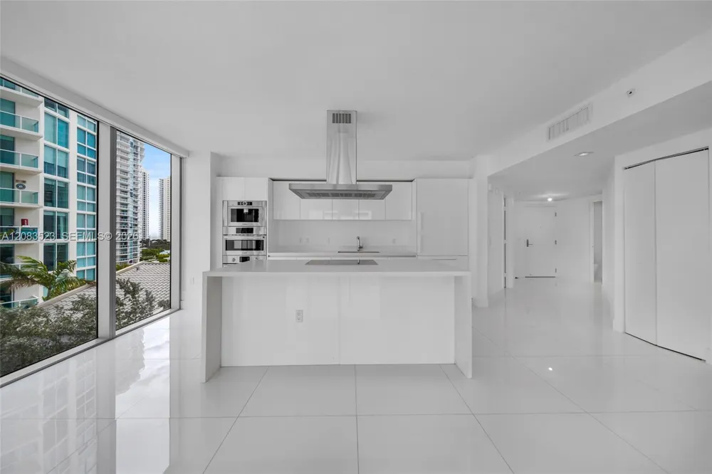 300 Sunny Isles Blvd #4-701 Sunny Isles Beach, FL 33160