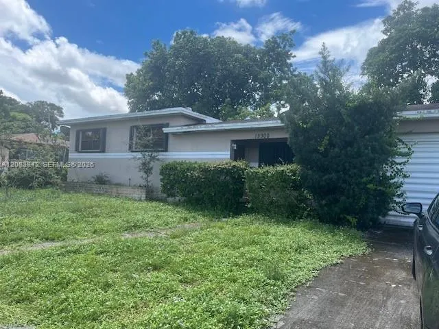 18900 NW 11th Ave Miami Gardens, FL 33169