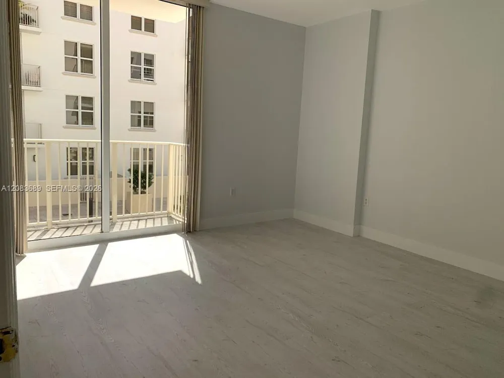 2030 S Douglas Rd #521 Coral Gables, FL 33134
