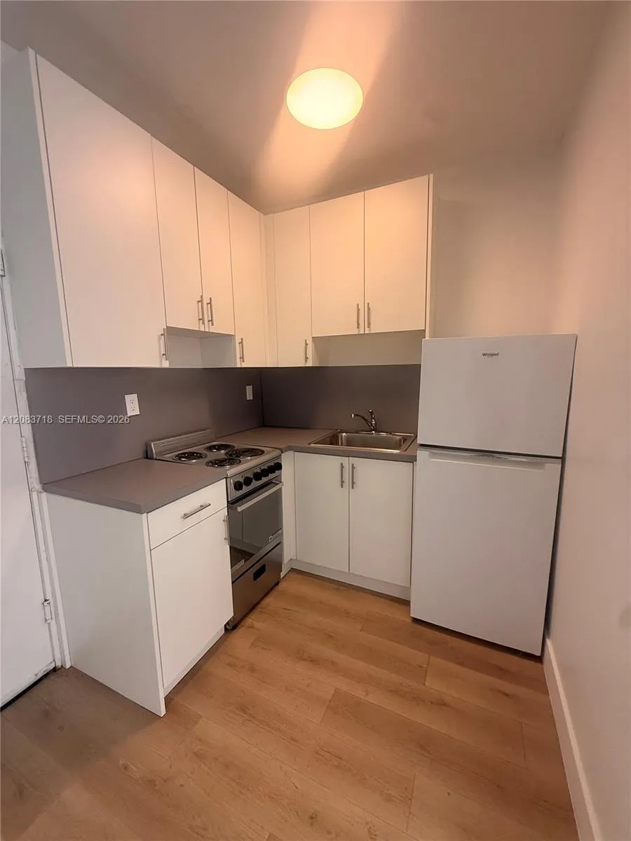 1615 Pennsylvania Ave #6 Miami Beach, FL 33139