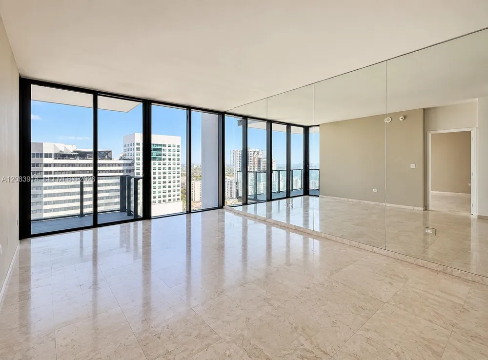 88 SW 7th St #1808 Miami, FL 33130