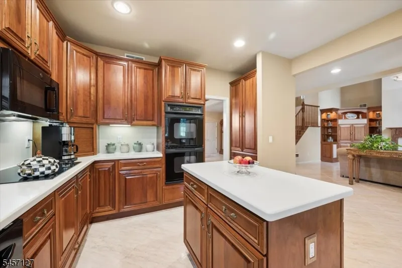 24 Benedict Cres Bernards, NJ 07920