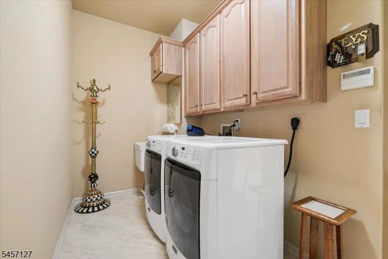 24 Benedict Cres Bernards, NJ 07920