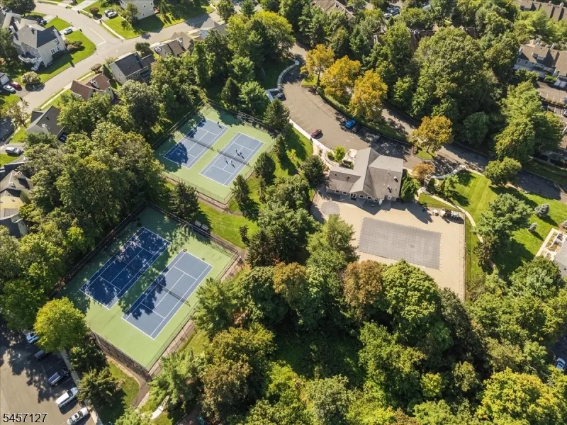 24 Benedict Cres Bernards, NJ 07920