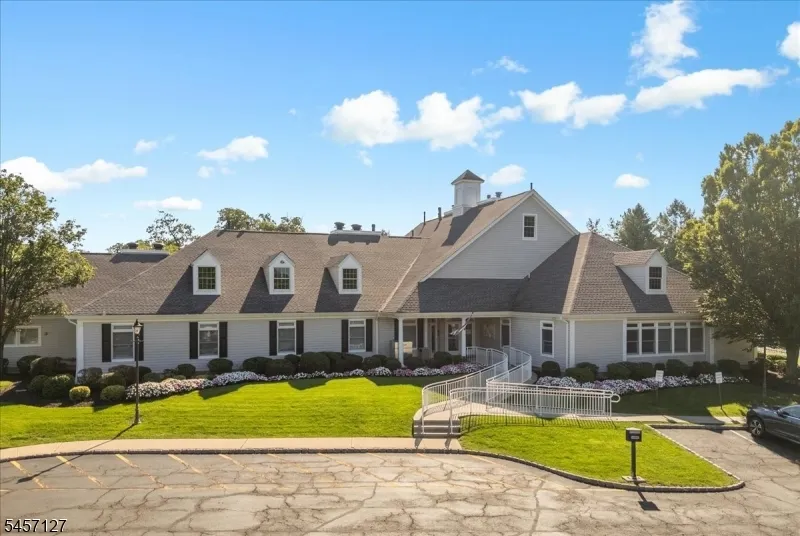 24 Benedict Cres Bernards, NJ 07920