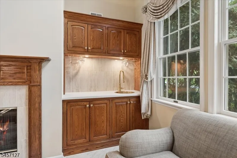 24 Benedict Cres Bernards, NJ 07920