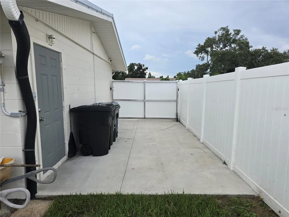 5420 STARWOOD PLACE Sarasota, FL 34232