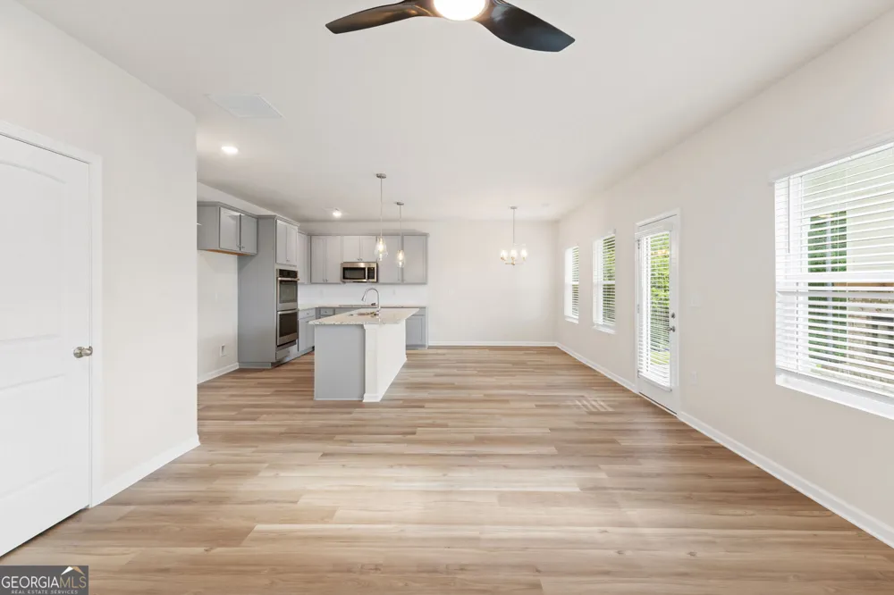 1100 DICKENS RD Greensboro, GA 30642