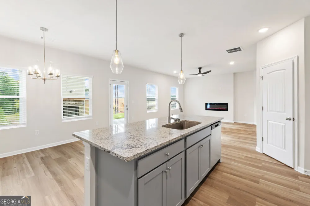 1100 DICKENS RD Greensboro, GA 30642