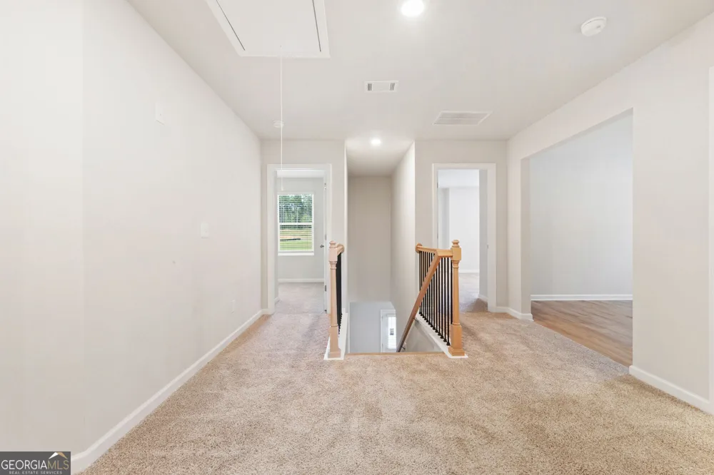 1112 DICKENS RD Greensboro, GA 30642