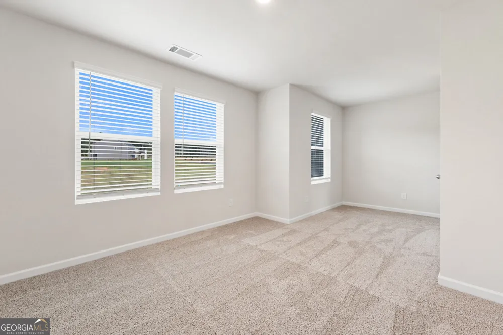 1112 DICKENS RD Greensboro, GA 30642