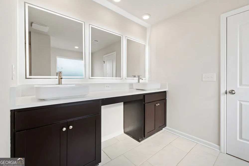 1112 DICKENS RD Greensboro, GA 30642