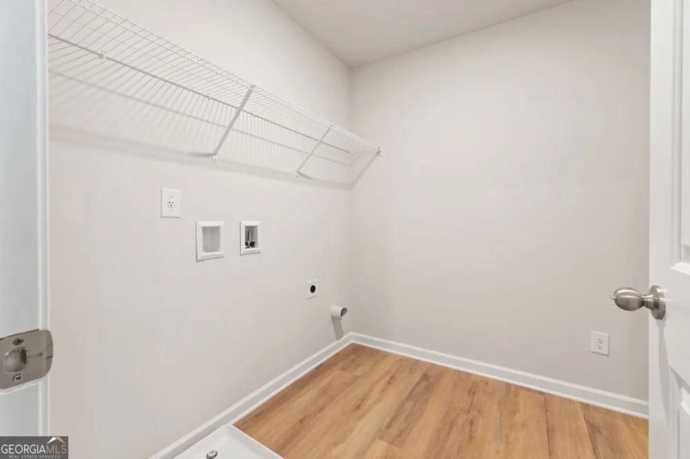 1112 DICKENS RD Greensboro, GA 30642
