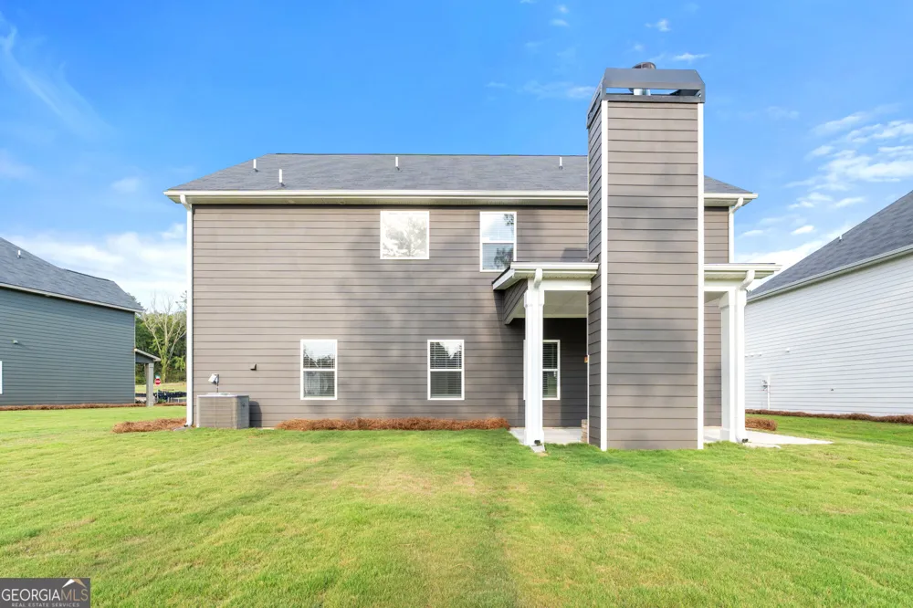 1112 DICKENS RD Greensboro, GA 30642