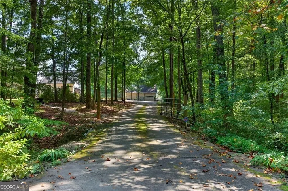 961 Birdie RD Griffin, GA 30223