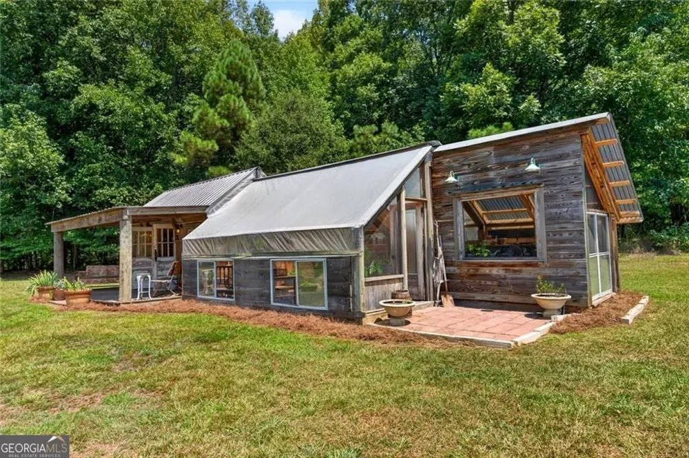 961 Birdie RD Griffin, GA 30223