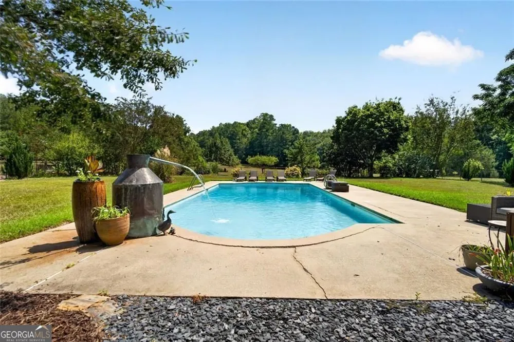 961 Birdie RD Griffin, GA 30223