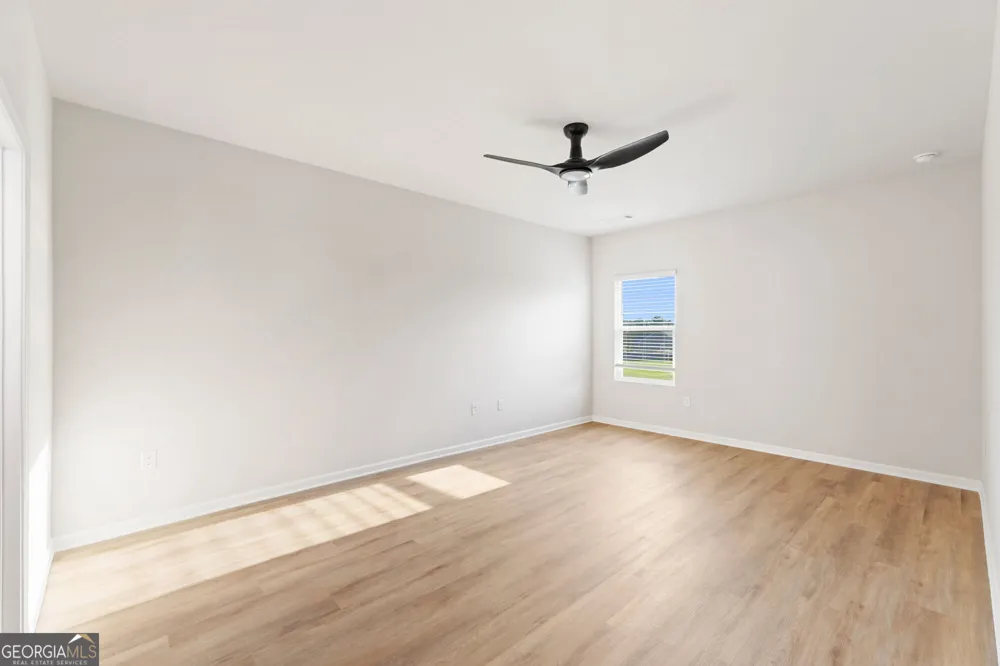 1196 DICKENS RD Greensboro, GA 30642