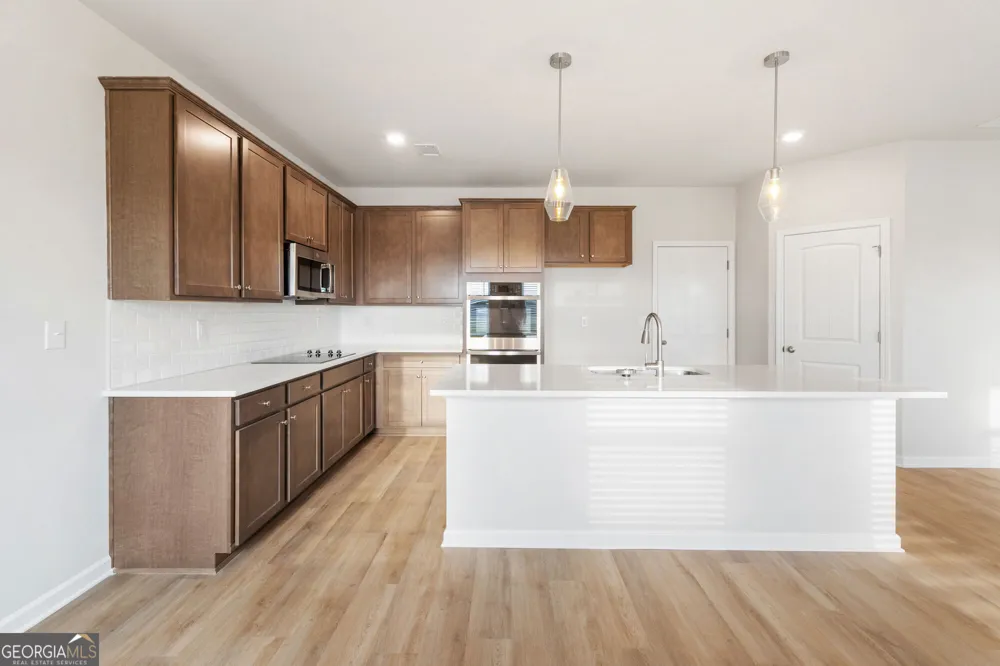 1196 DICKENS RD Greensboro, GA 30642