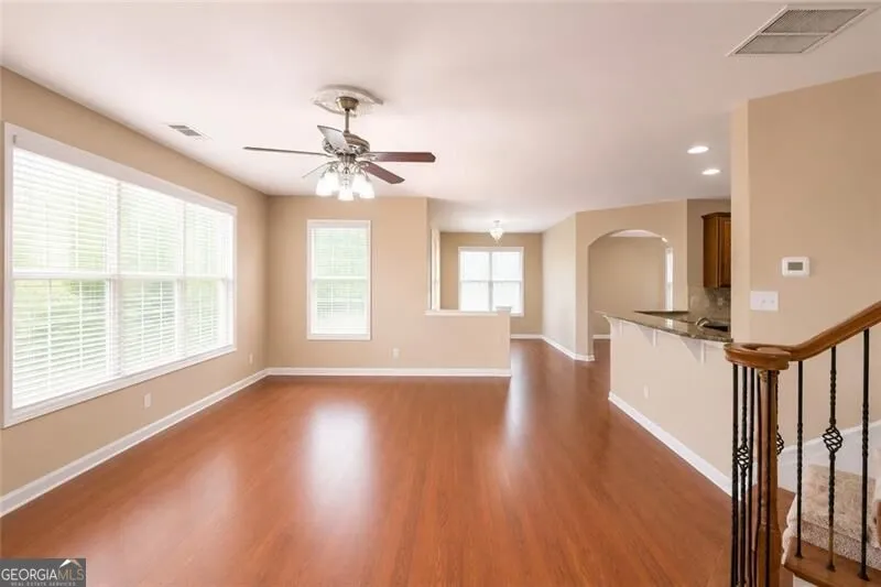 300 Hampton PL Canton, GA 30115