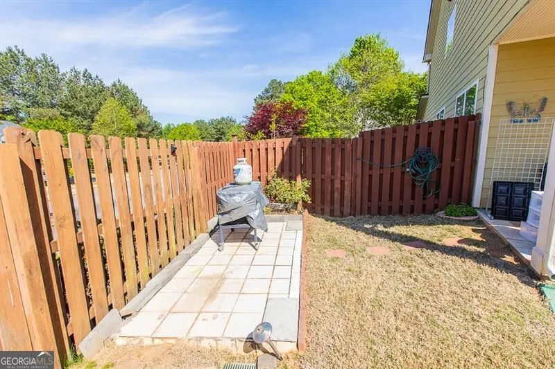 300 Hampton PL Canton, GA 30115
