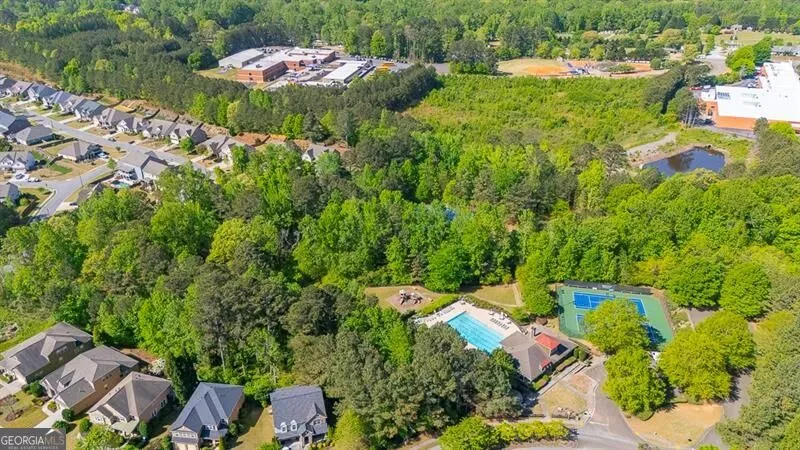 300 Hampton PL Canton, GA 30115